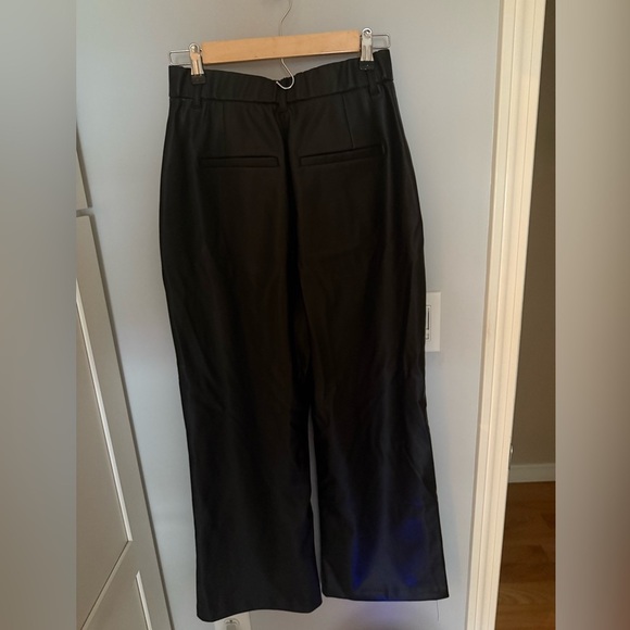 Abercrombie And Fitch Curve Love Vegan Leather 90s Straight Pant - Picture 3 of 3